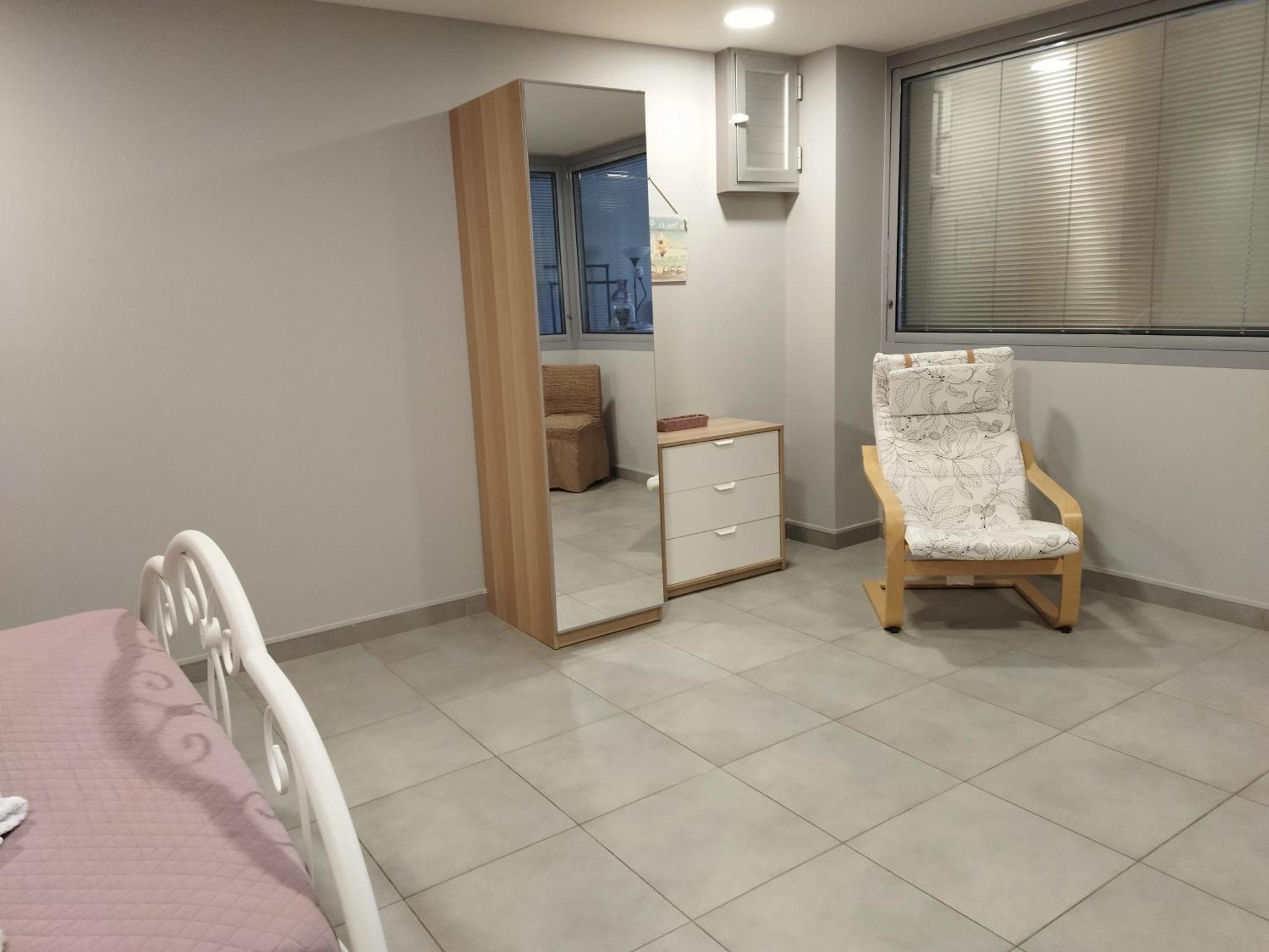 Cozy Apartment Near To The Airport Kouvarás Zimmer foto