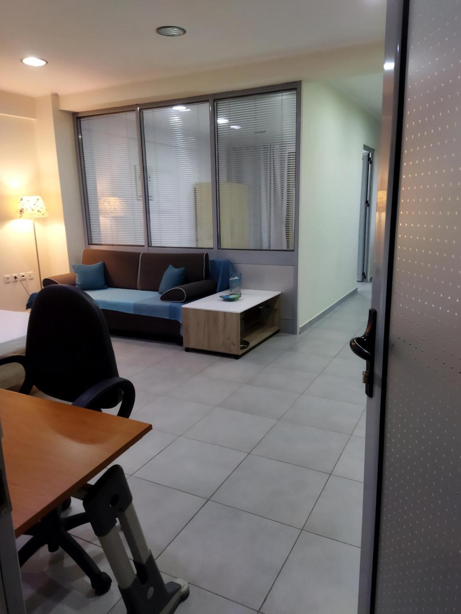 Cozy Apartment Near To The Airport Kouvarás Exterior foto