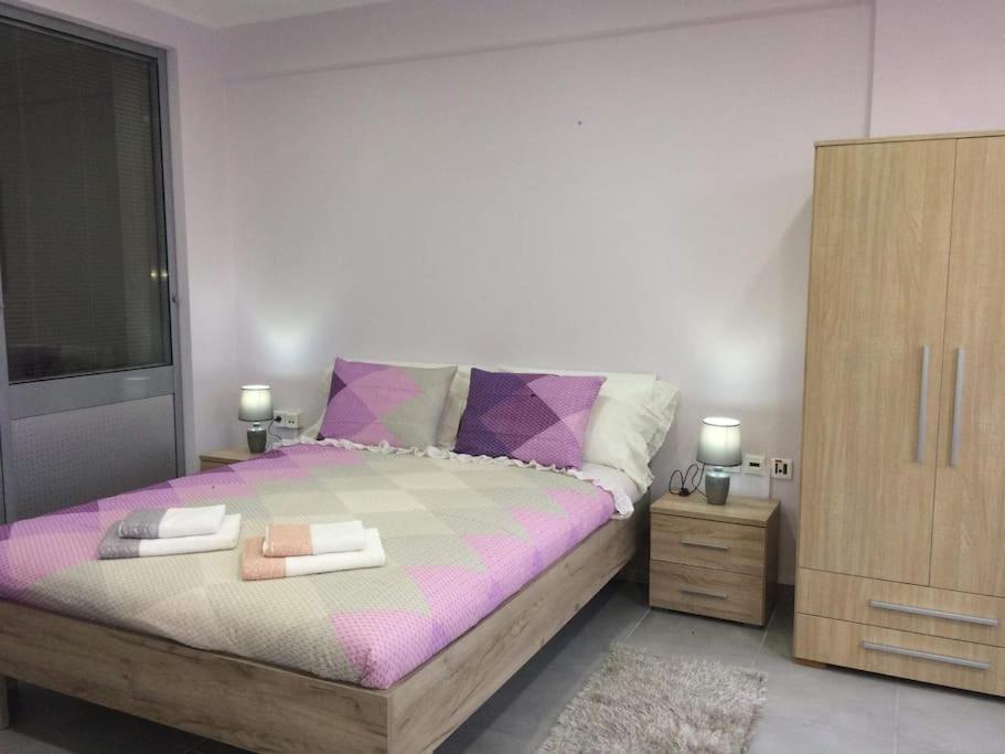 Cozy Apartment Near To The Airport Kouvarás Exterior foto